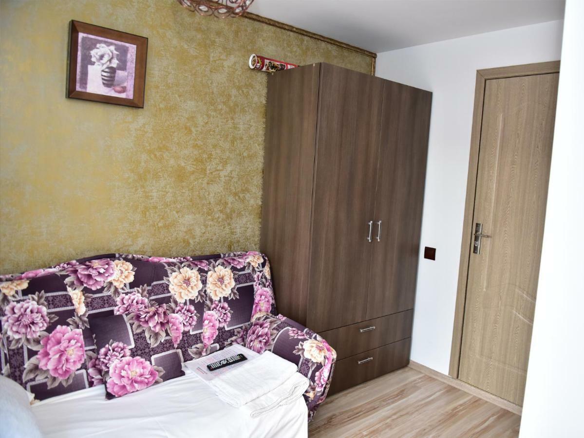 Pensiunea Dely_Cios Vălenii de Munte Exterior foto
