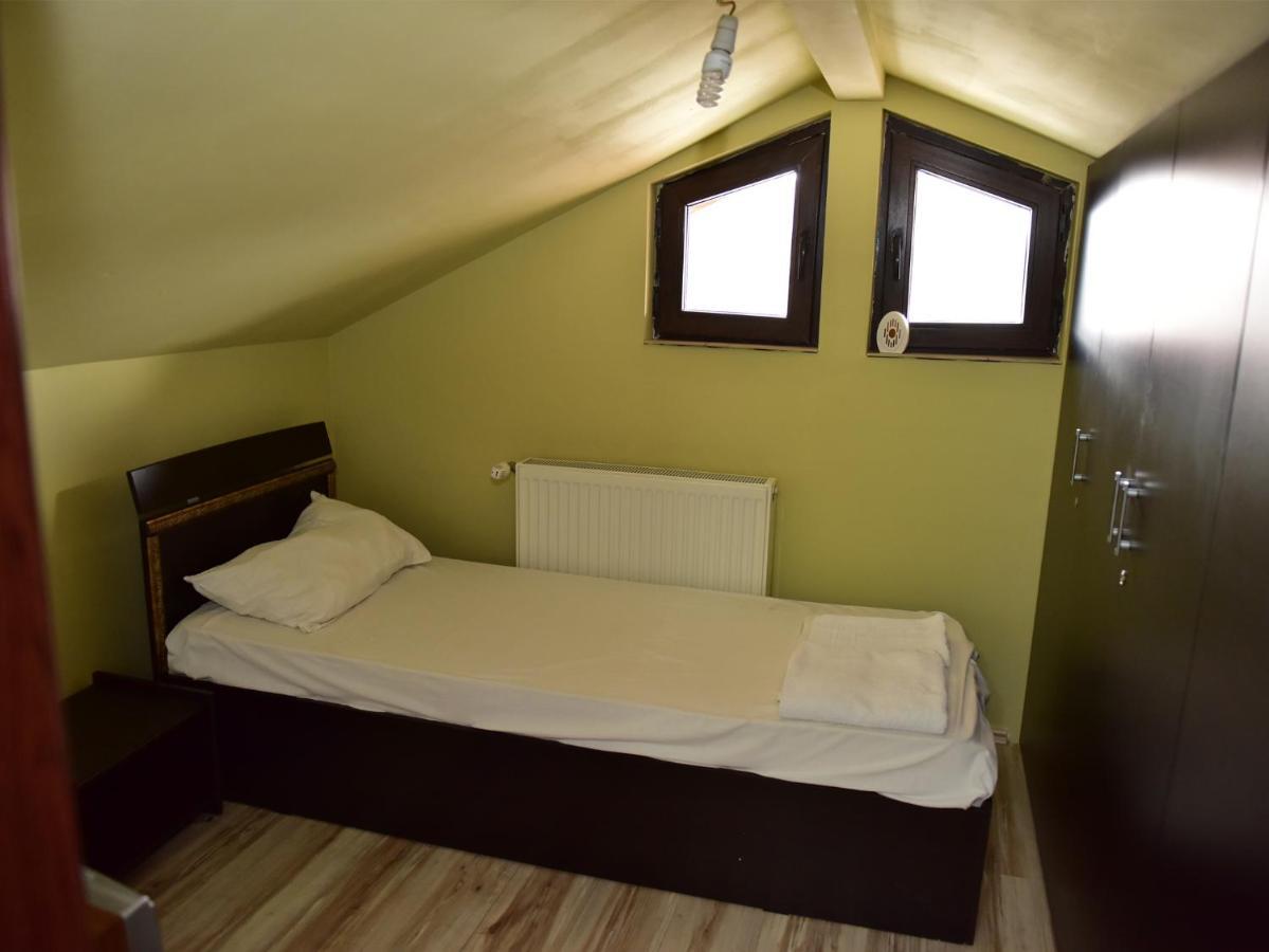 Pensiunea Dely_Cios Vălenii de Munte Exterior foto